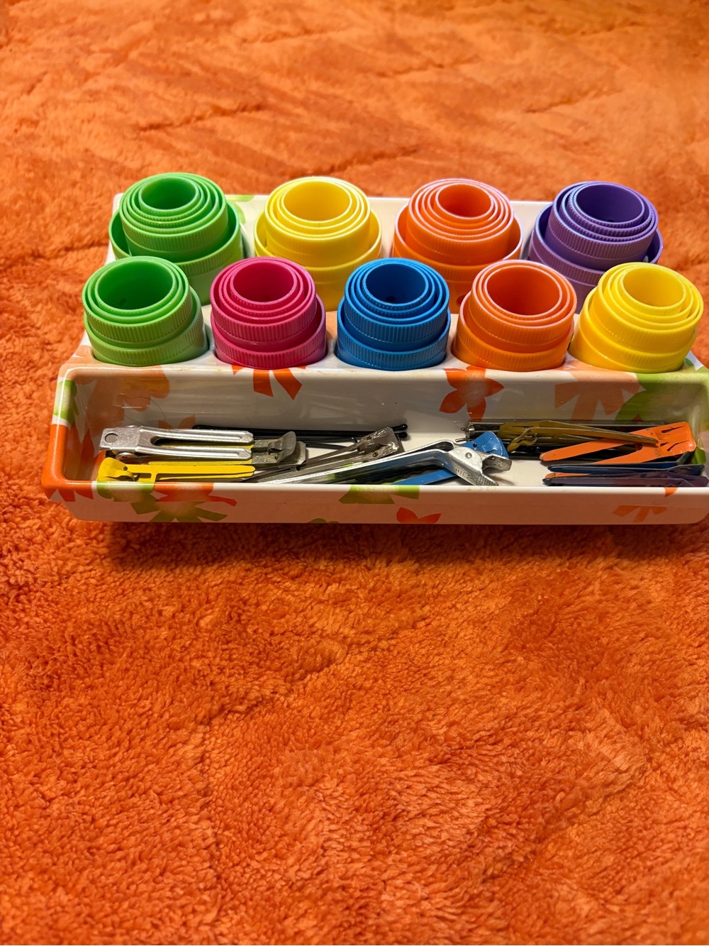 Vintage Lady Ellen roller set - very colorful and cute!
